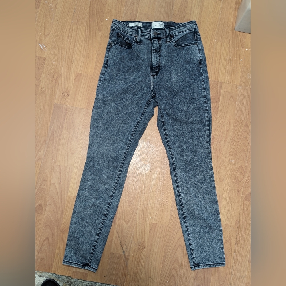 UNIVERSAL THREAD Highest Rise size 6